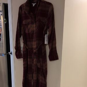 Time and Tru Burgundy Plaid Long Sleeve Dress